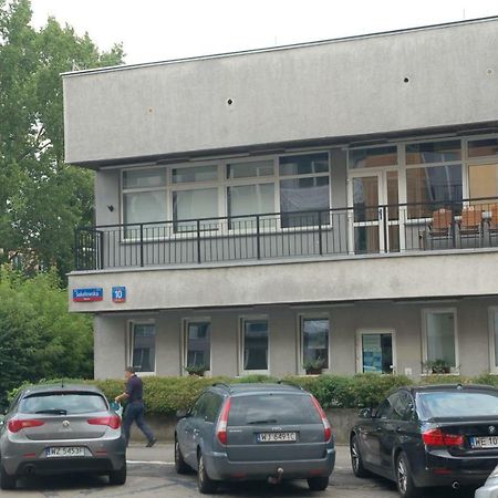 Hostel Family Erasmus Center Варшава Екстер'єр фото