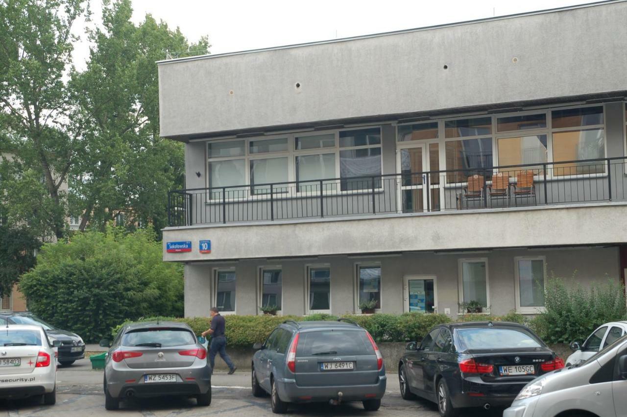 Hostel Family Erasmus Center Варшава Екстер'єр фото