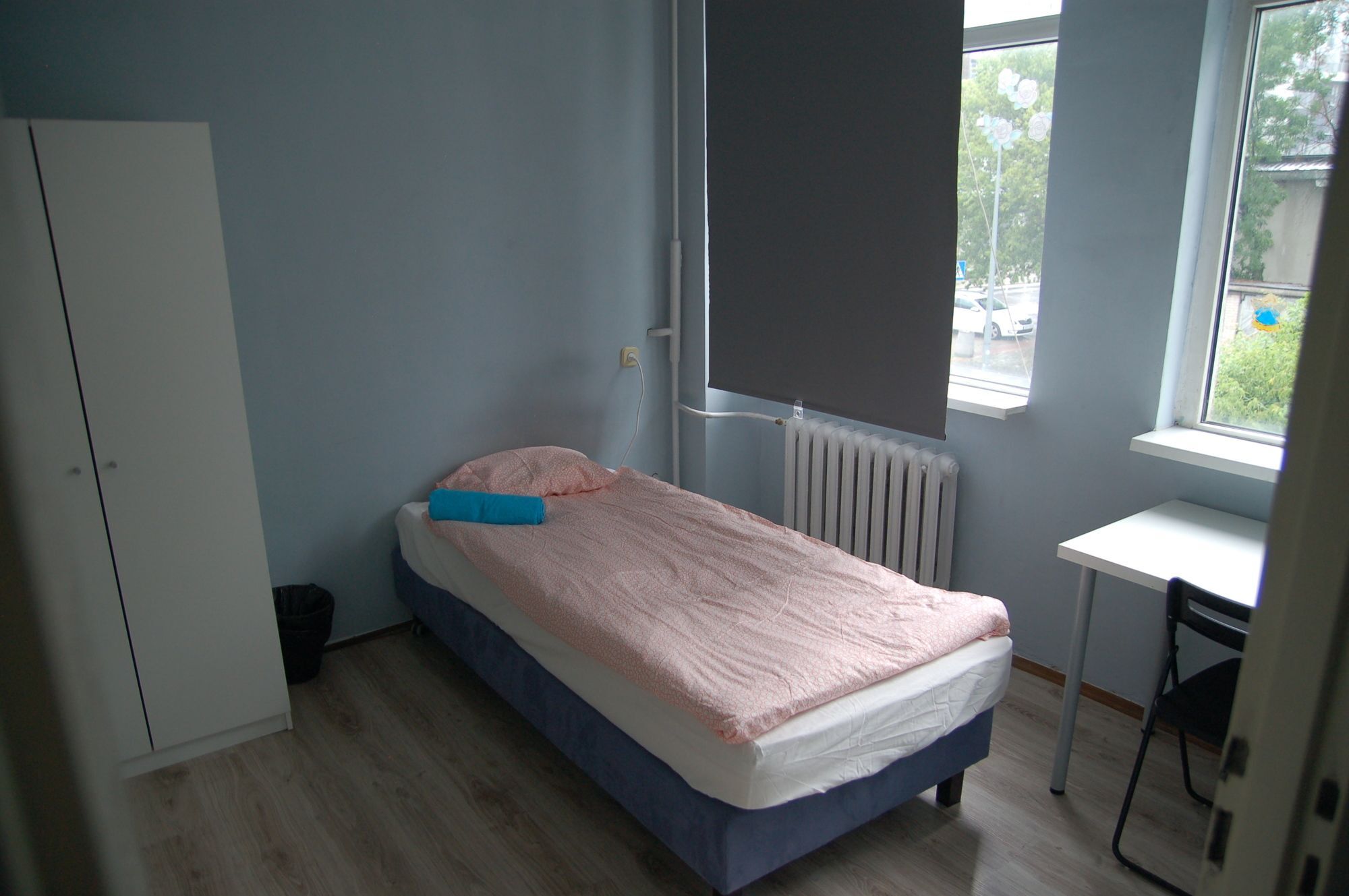 Hostel Family Erasmus Center Варшава Екстер'єр фото