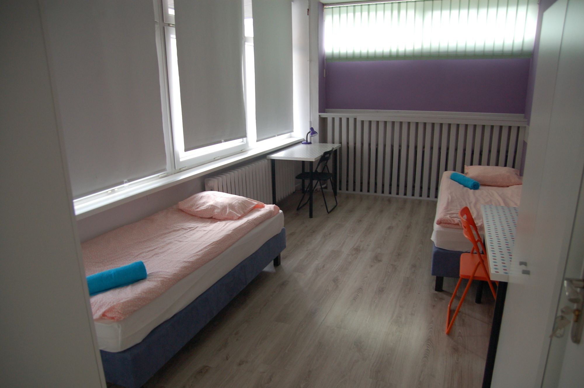 Hostel Family Erasmus Center Варшава Екстер'єр фото